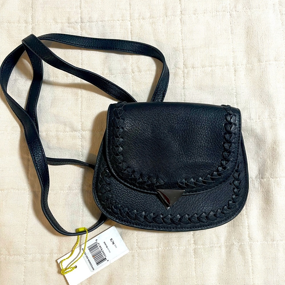 New BCBGmaxazria black crossbody purse